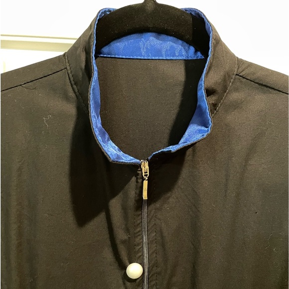 Black and blue long sleeved dress with button detail and front zipper closure. - Picture 3 of 6